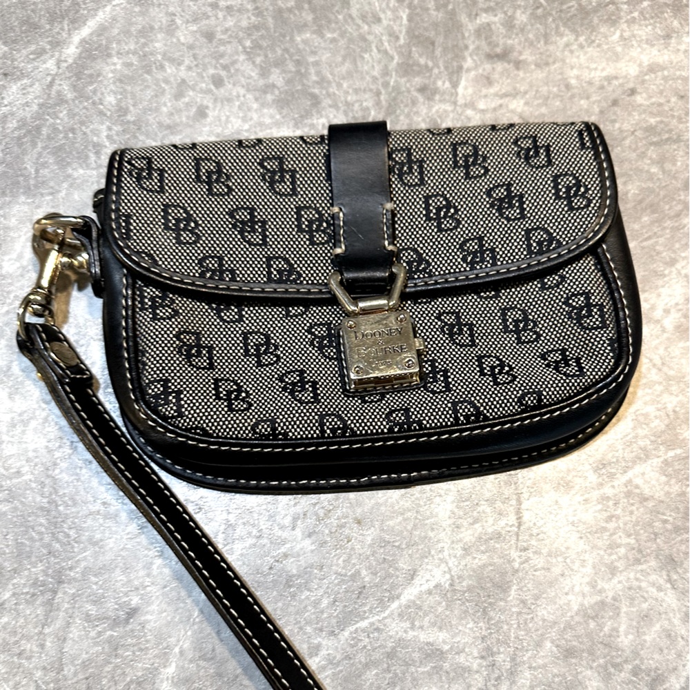 Dooney & Bourke Black & Grey Signature Wristlet